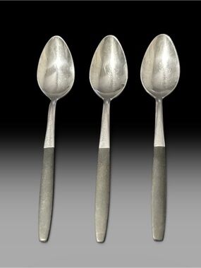 The Kingston Stainless Japan 3 Piece Tea Spoon Set with a sleek Mid-Century Mode